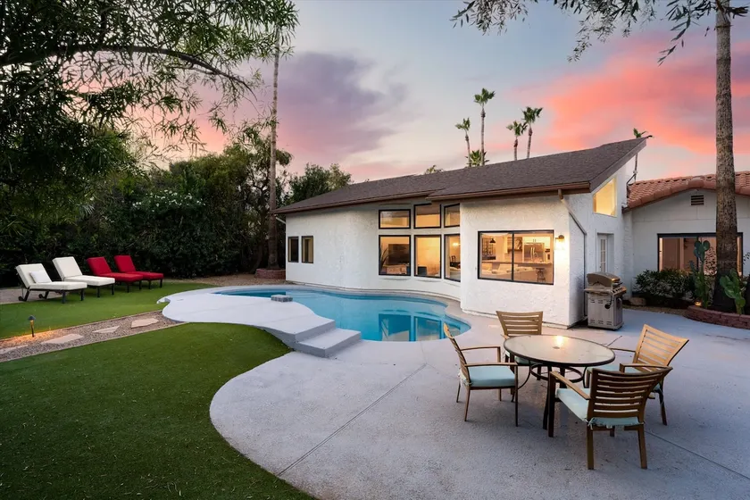 Heated Pool • Grill • Pool Table • Xbox • Family - Image 1