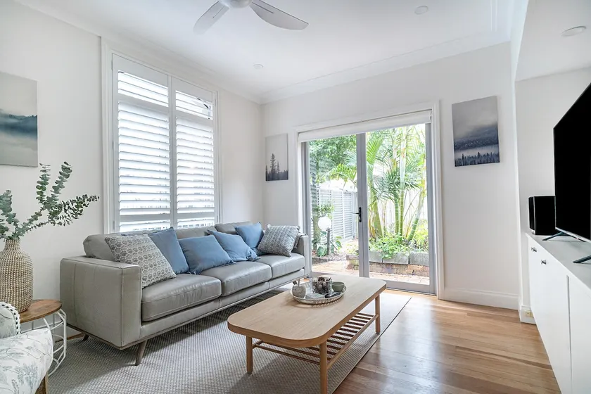 The Newtowner - In the Heart of Newtown! - Image 1