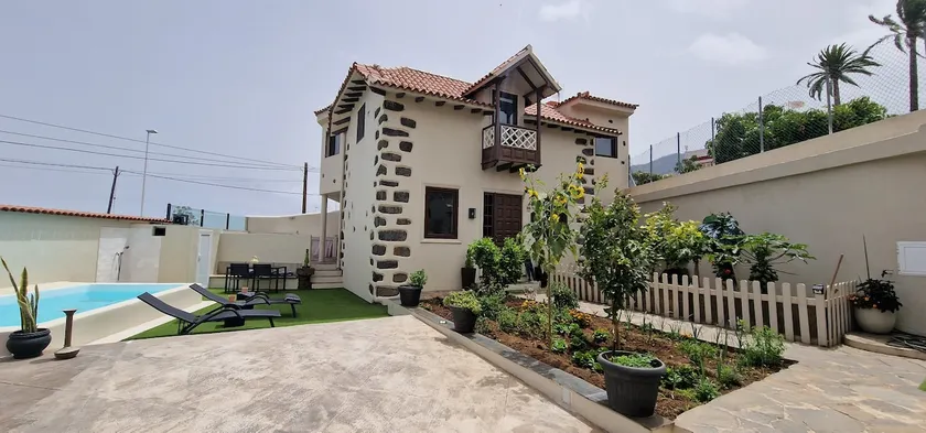 Casa los Cucos - Image 1