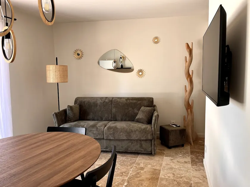 Apartment 10 minutes from Uzès - Image 1