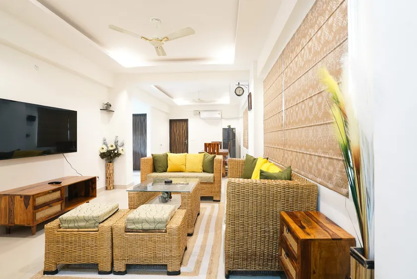 La foret Apartment - Image 1