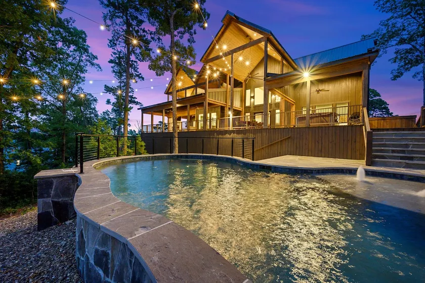 Pool! Views! 7 Bedrooms - Pool Table - Stunning! - Image 1