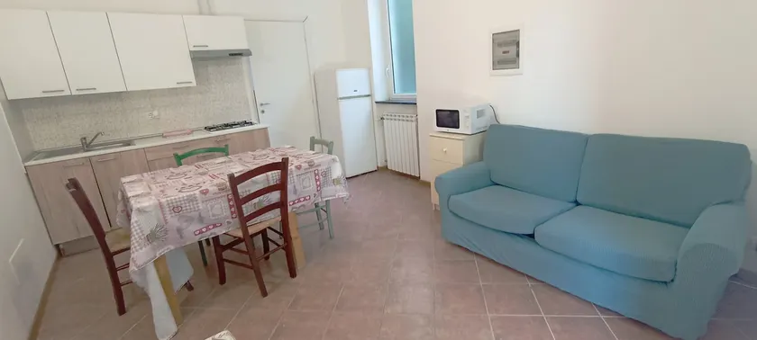 Casa Marte 2 km from the sea with parking and garden - Image 1