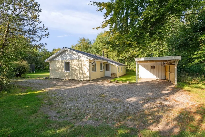 Cozy cabin with free access to the water park - Image 1