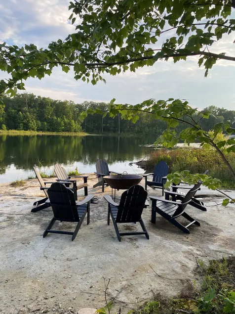 Lakefront w/ Hot Tub, Kayak, & Firepit - Image 1