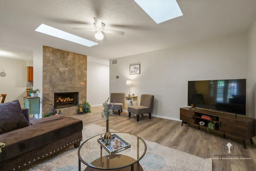 3BR - AT&T Stadium/Six Flags/Water Parks | FirePit - Image 1