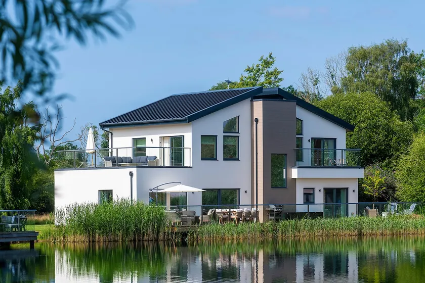 The Duck House | Dog-Friendly Lakehouse + Hot Tub - Image 1