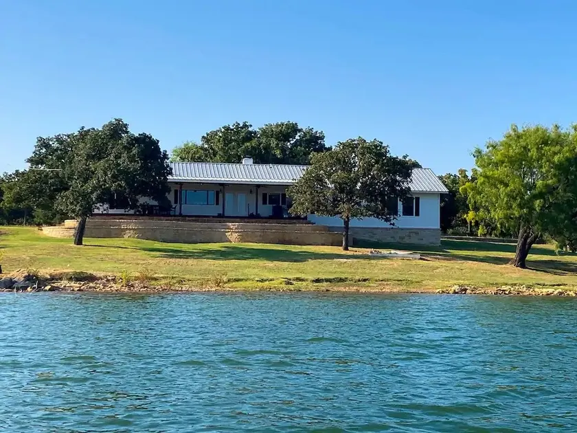 The Bluecat Lodge - Image 1