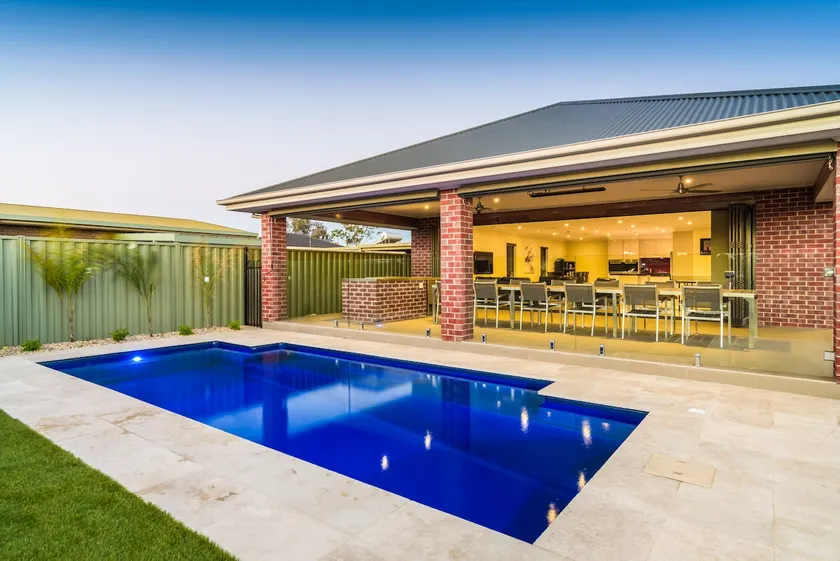 Kings House - Central Yarrawonga med SOLAR I GRUNDBOLEN! - Image 1