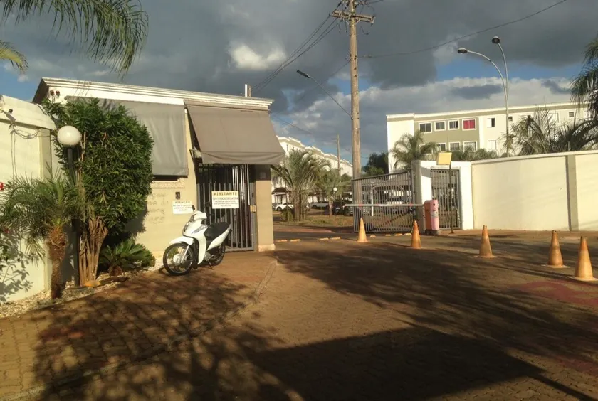 Condominium in Barretos - Image 1