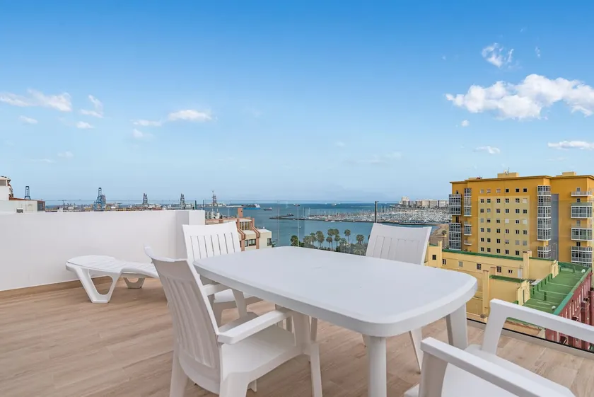 Home2Book Chic Attic City&Beach Views Las Palmas - Image 1