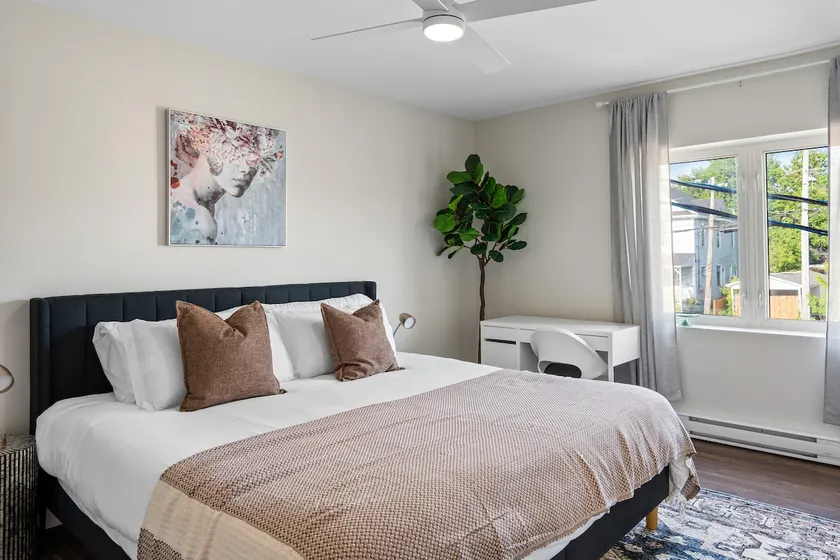 Downtown Moncton Gem | 1BR King - Image 1