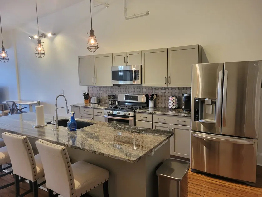 Downtown Loft with a View - 2 Bedroom - Image 1