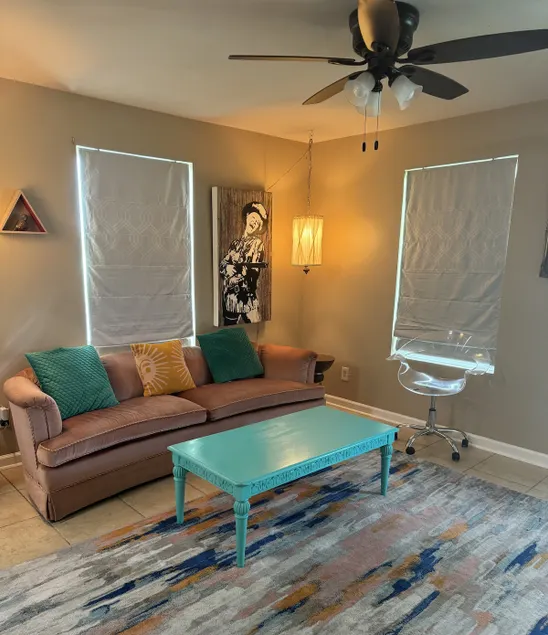 Rare find! 2bd/2ba 5 min to Nola - Image 1