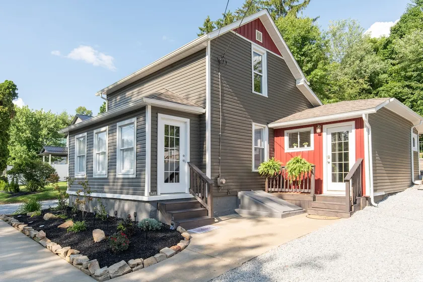 3J's Rustic Retreat, Millersburg - Image 1