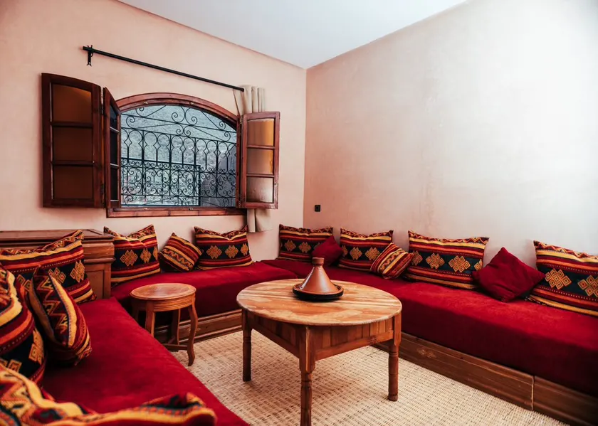 Apartment / guest house - Image 1