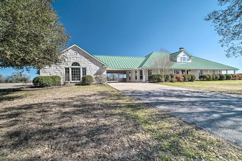 The Ranch House - Image 1