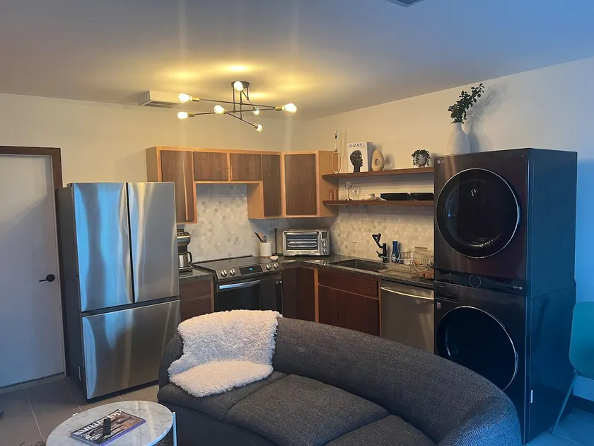Luxury Basement Apartment - Image 1