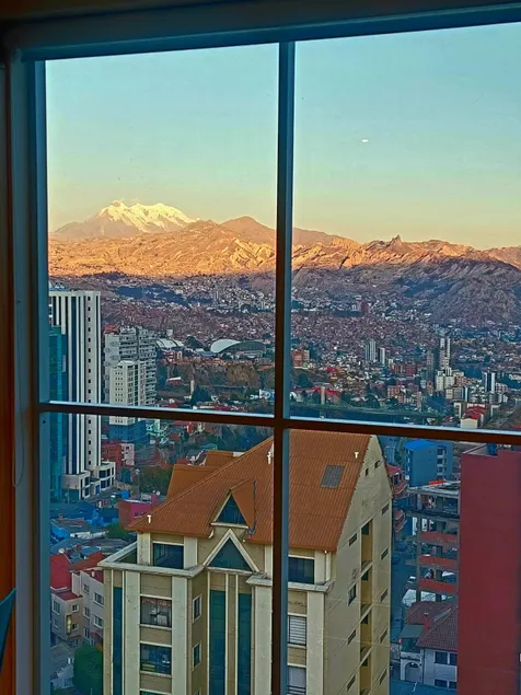 Modern Studio with Impressive View - Image 1