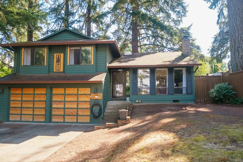 Pacific Northwest Family Escape - Image 1
