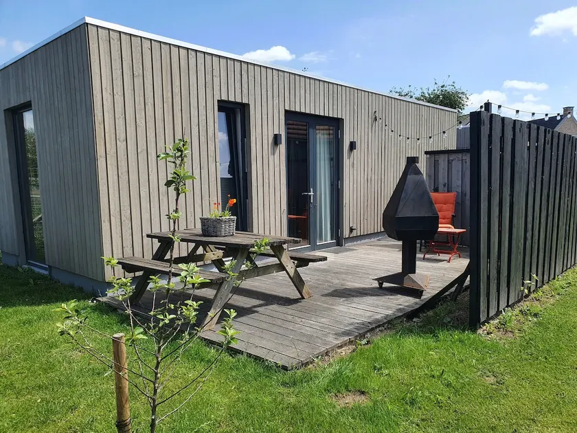 Maasdijk#26 (tiny) cottage with sauna - Image 1