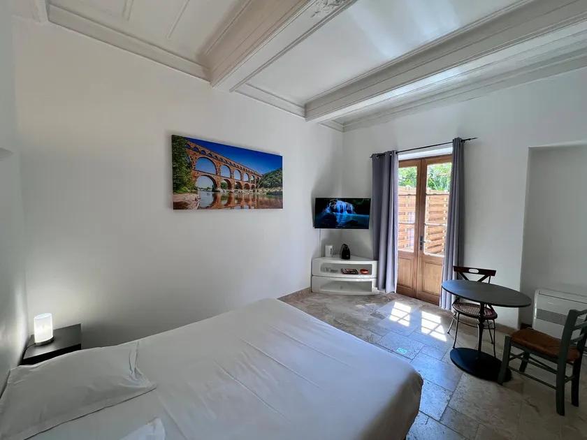 New 30 m2 quiet studio - Image 1