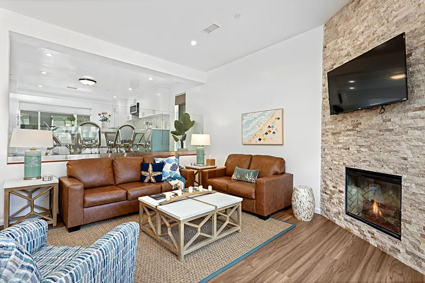 NEW Modern New-Build Beach Home - Image 1