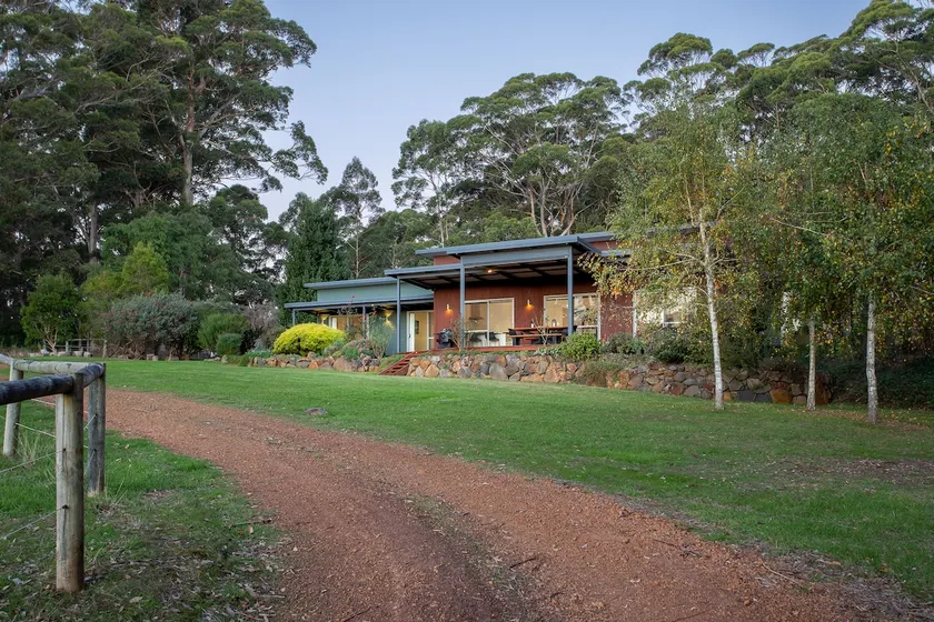 Roo Corner I Private Properties - Image 1