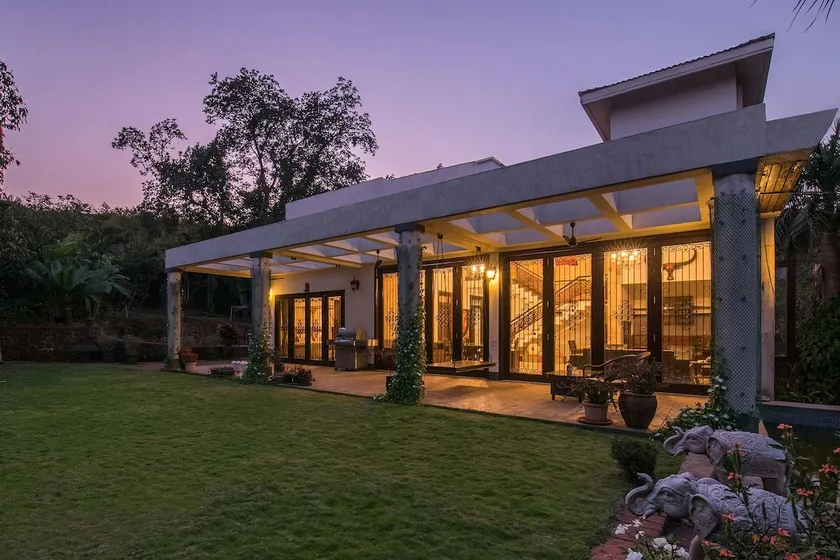 4BHK W/Gym & Snooker | Shiraz Villa Lonavala - Image 1