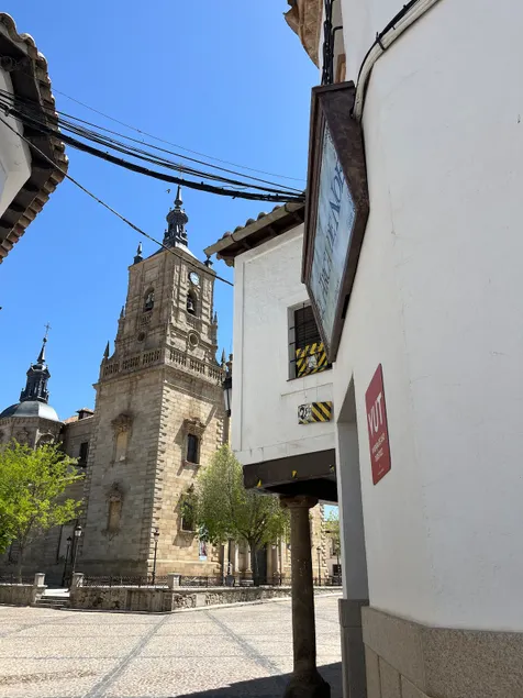 Rustic and cozy house in downtown Orgaz - Image 1