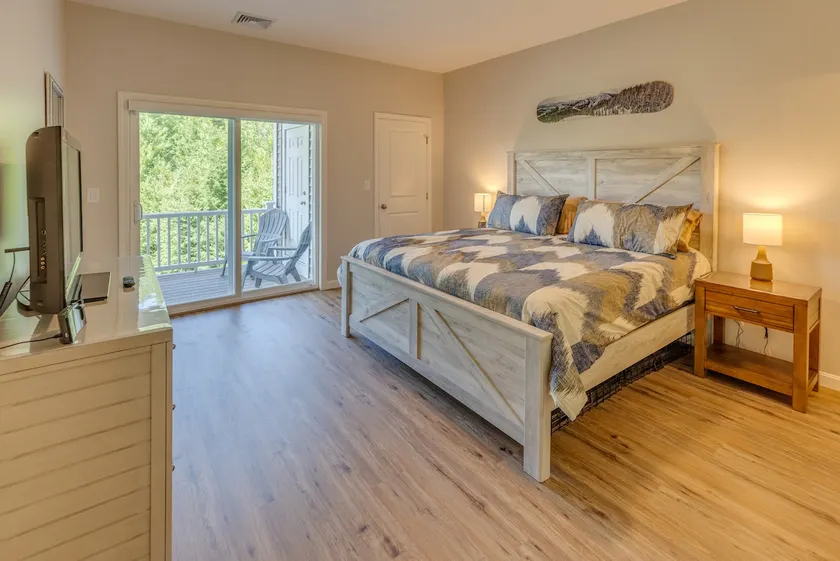 Gas Fireplace, Dog Friendly, Pools, Hot Tub - Image 1
