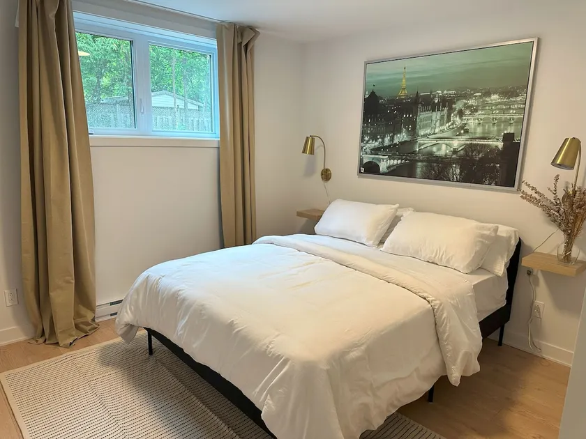 Nice 1BDR close to Downtown | free parking | 2 bed - Image 1