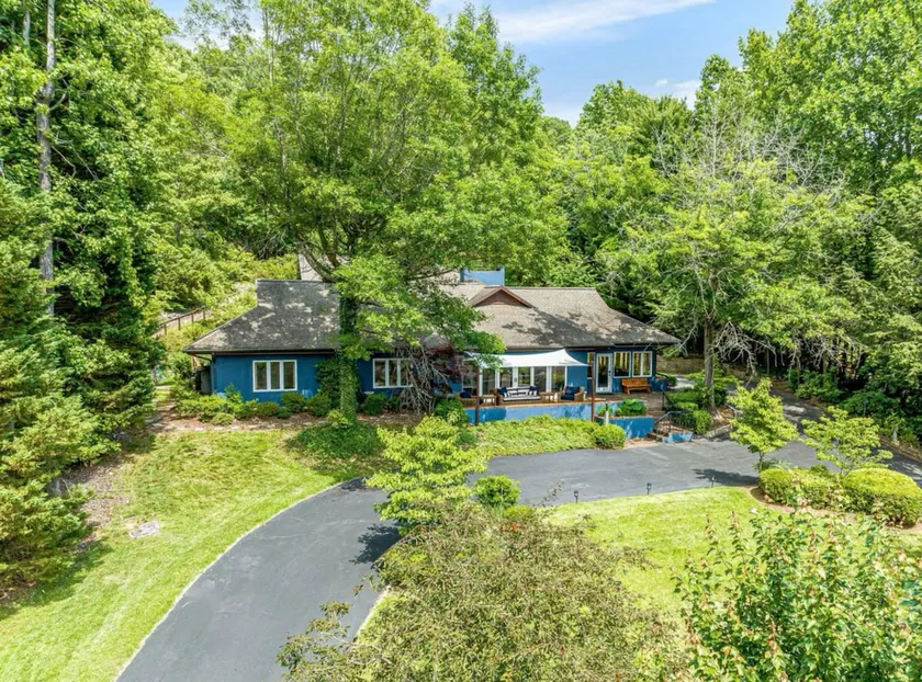 Sunset Views + Luxury on Lake Lanier - Image 1
