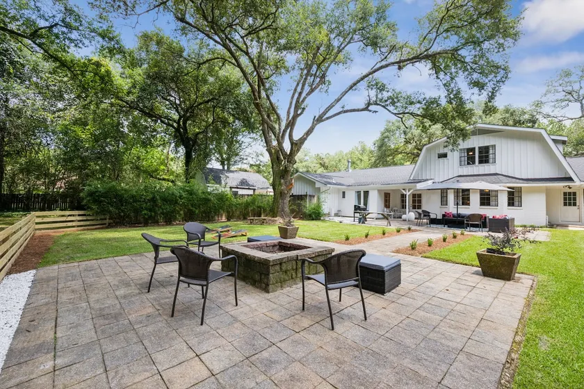 Whispering Oaks - Image 1