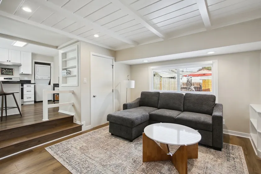 Pet-Friendly Private Cottage In Tahoe Park - Image 1