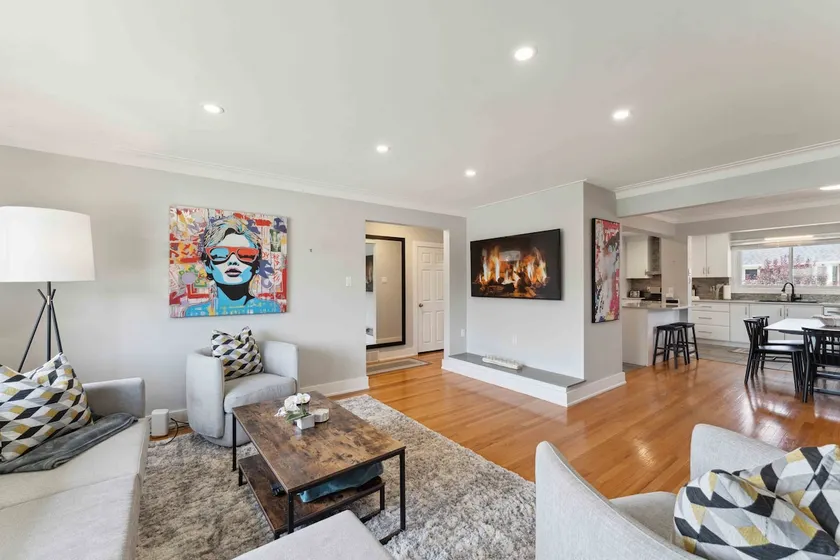 Artistic & Trendy 4 Bedroom Home - Image 1