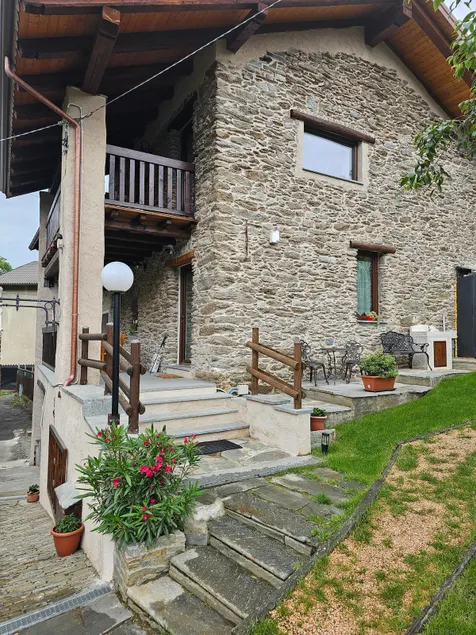 Agri House Ross - Rocciamelone Apartment - Image 1