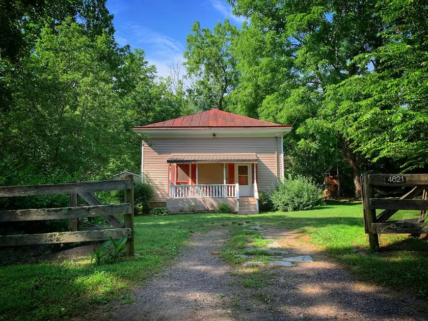 Old Church Cottage Old Rag, Kitchen, Grill - Image 1