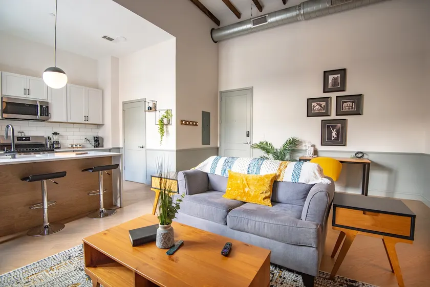 Modern Elegance on Historic Cobblestone Morris Ave - Image 1