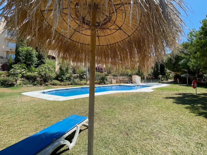 3 bedroom, top floor with fantastic terrace and pools - Image 1