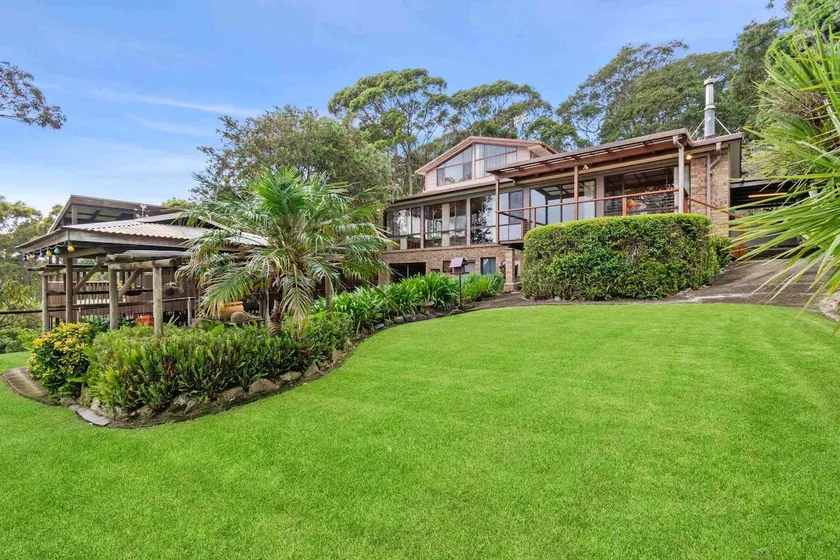 Hilltop House at Depot Beach - Image 1