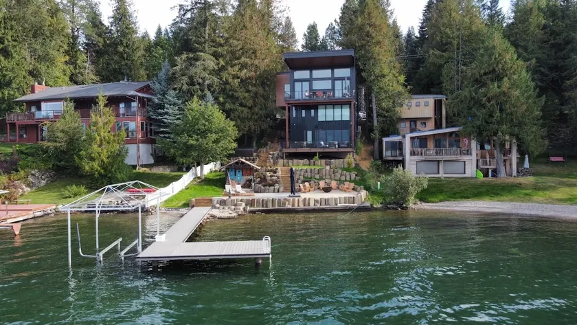 New Modern Luxury home. Hot tub and sunsets. - Image 1