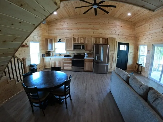 Lake Leon Cozy Cabin & RV park - Image 1