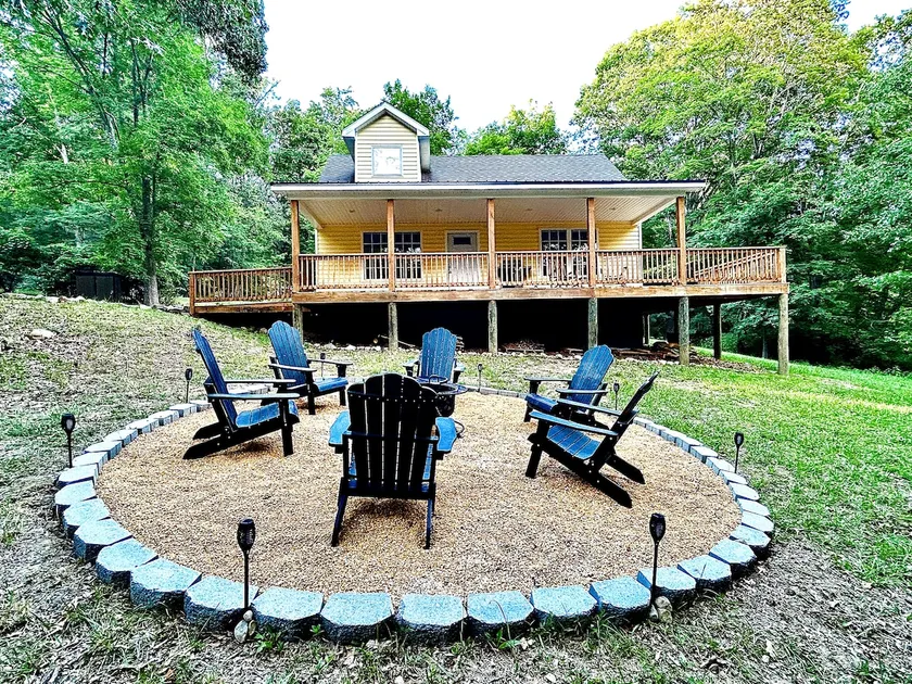 Newly Renovated Rustic Retreat - Image 1