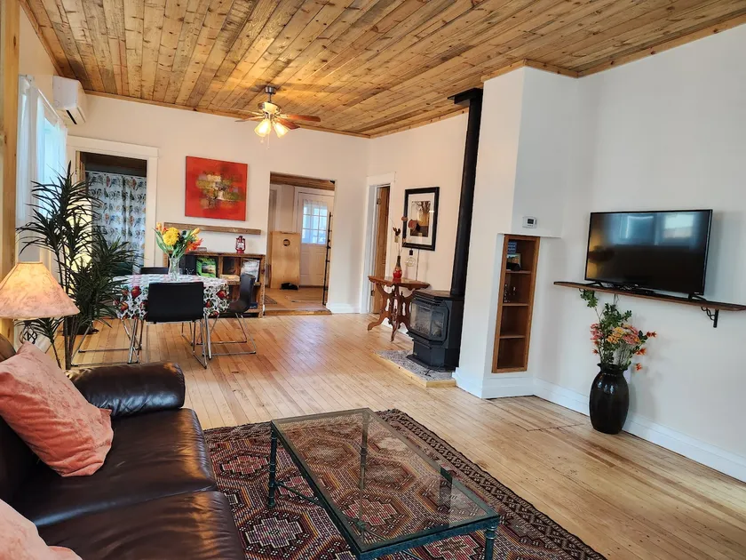 Charming Historic Bungalow - Image 1