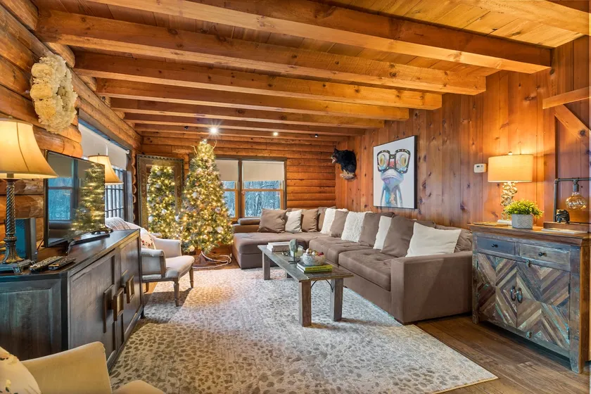 Lizzie's Cabin, Canandaigua NY. - Image 1