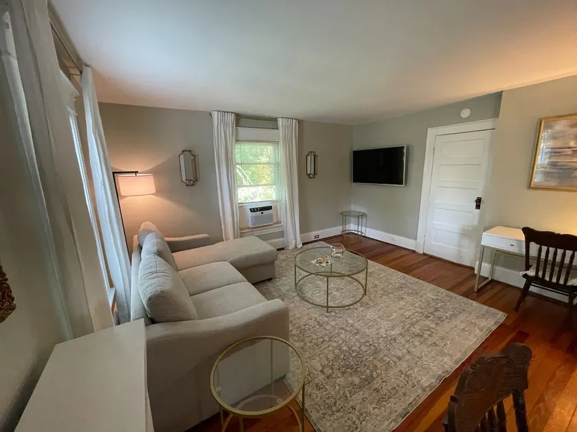 The Maple Lane Inn - Image 1
