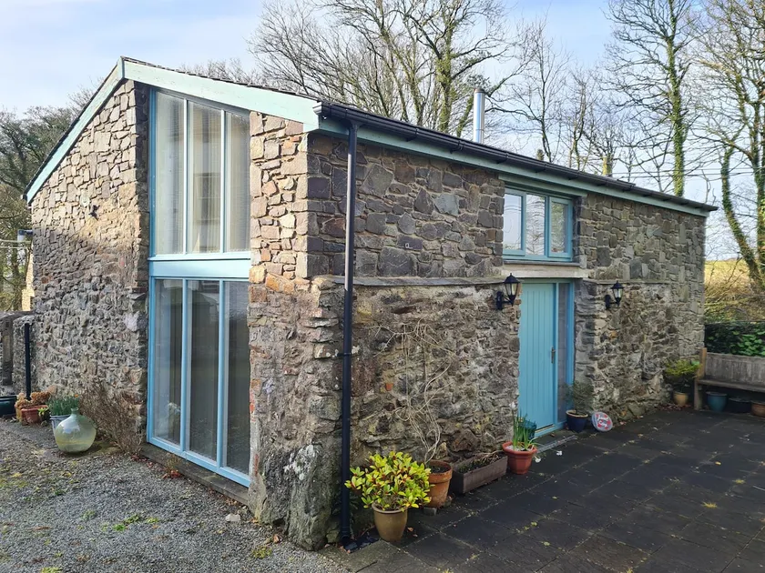 Cuffern Manor - Image 1