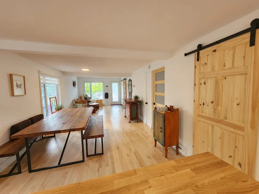 Le Chic with view of Chicoutimi – 2 bedrooms - Image 1