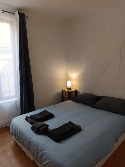 Comfortable apartment in the historic center of Joigny - Image 1